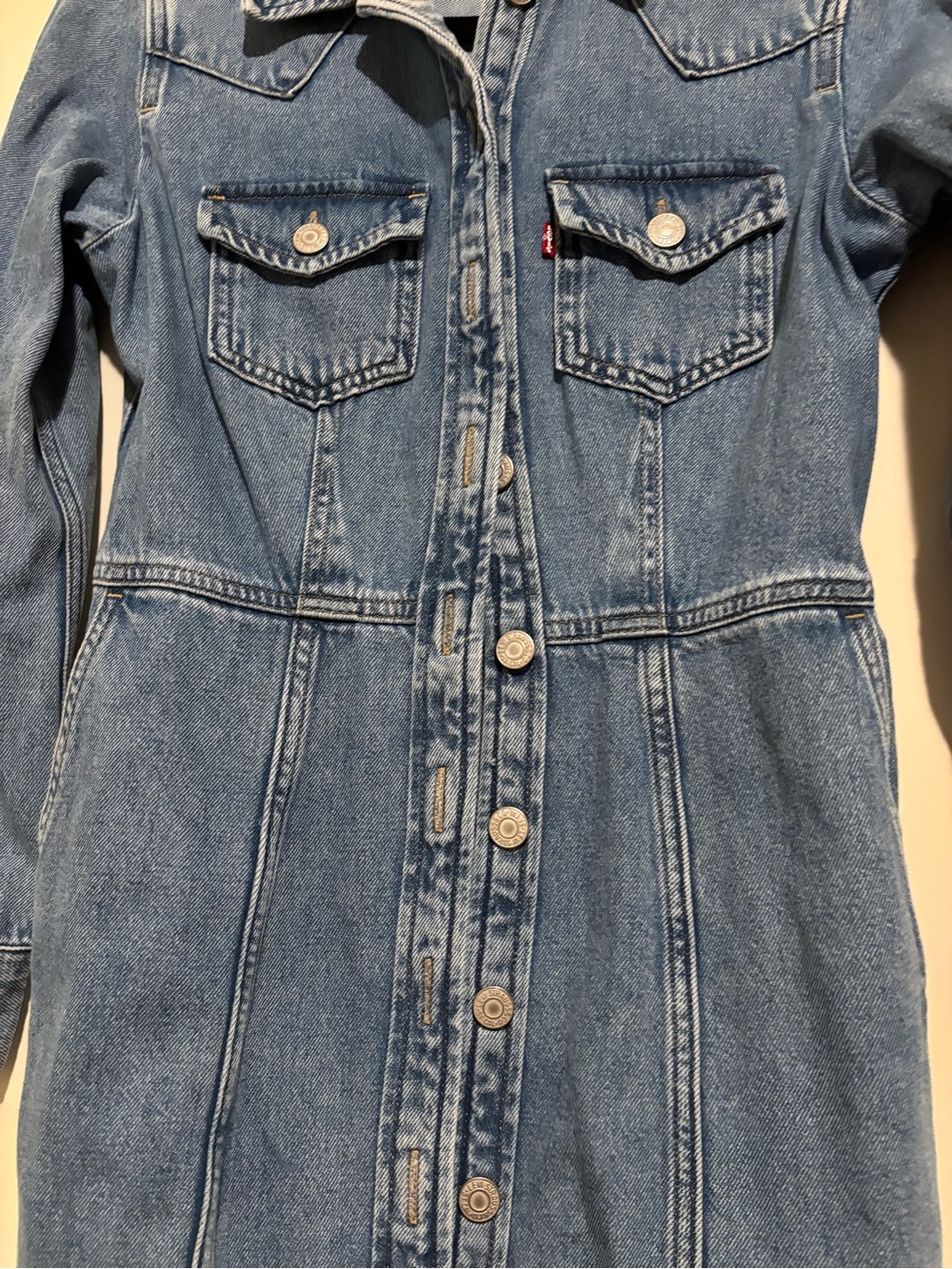 Levi’s denim dress - Picture 2 of 5
